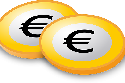 Zwei abstrakte Euro Münzen für gute oder faire Preise
